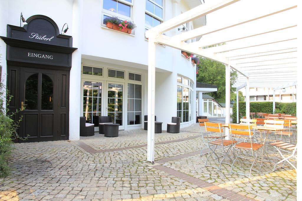 Relexa Hotel Bad Salzdetfurth Bagian luar foto